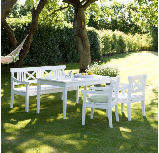Permalink to Weiße Gartenbank Mit Tisch